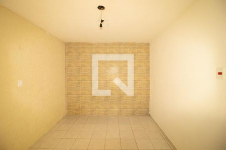 Quarto 1 de casa para alugar com 2 quartos, 70m² em Vila Irmãos Arnoni, São Paulo