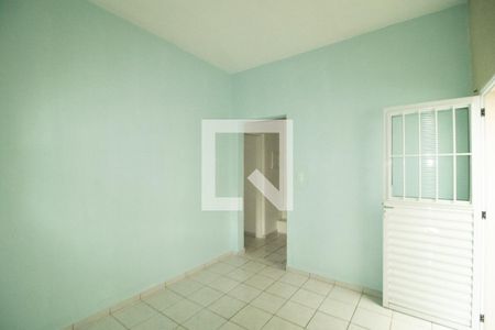 Sala de casa para alugar com 2 quartos, 70m² em Vila Irmãos Arnoni, São Paulo