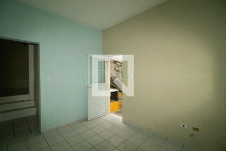 Sala de casa para alugar com 2 quartos, 70m² em Vila Irmãos Arnoni, São Paulo