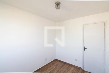 Quarto 1 de apartamento para alugar com 2 quartos, 57m² em Senador Vasconcelos, Rio de Janeiro