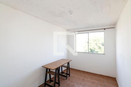 Quarto 2 de apartamento para alugar com 2 quartos, 57m² em Senador Vasconcelos, Rio de Janeiro