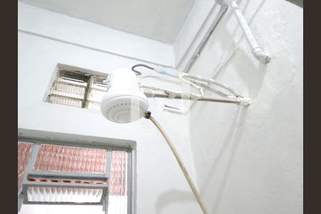Banheiro - Chuveiro de casa para alugar com 1 quarto, 50m² em Jaraguá, São Paulo
