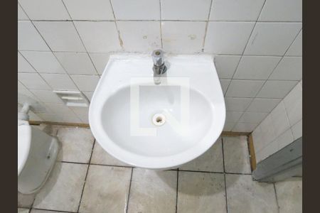Banheiro - Pia de casa para alugar com 1 quarto, 50m² em Jaraguá, São Paulo