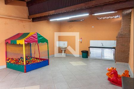 Apartamento à venda com 161m², 3 quartos e 3 vagas Apartamento à venda com 161m², 3 quartos e 3 vagasChurrasqueira