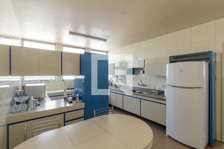 Apartamento à venda com 230m², 3 quartos e 2 vagas Apartamento à venda com 230m², 3 quartos e 2 vagasCozinha