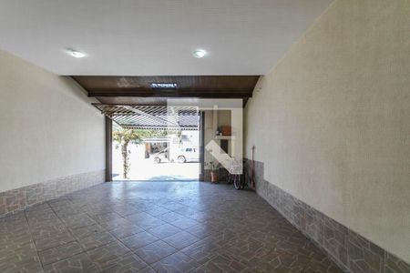 Vista - Sala de casa de condomínio para alugar com 3 quartos, 239m² em Cézar de Souza, Mogi das Cruzes