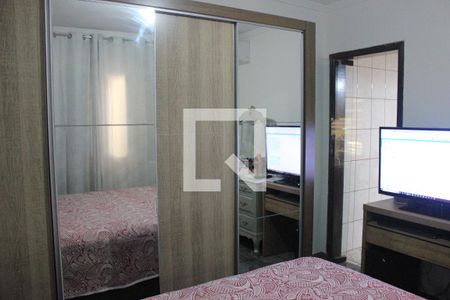 Casa à venda com 145m², 3 quartos e 2 vagasQuarto 1