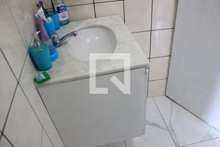 Casa à venda com 145m², 3 quartos e 2 vagasBanheiro 2