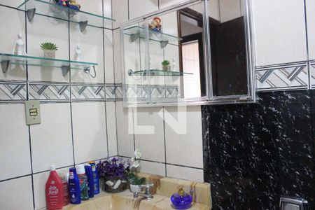 Casa à venda com 145m², 3 quartos e 2 vagasBanheiro 1