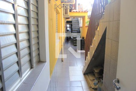 Casa à venda com 145m², 3 quartos e 2 vagasCorredor da lavanderia e área gourmet
