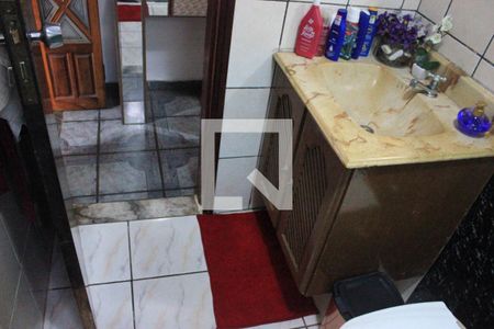 Casa à venda com 145m², 3 quartos e 2 vagasBanheiro 1