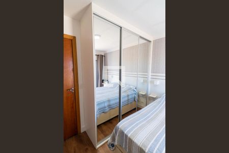 Suite 1 - Armário de casa de condomínio à venda com 2 quartos, 68m² em Jabaquara, São Paulo