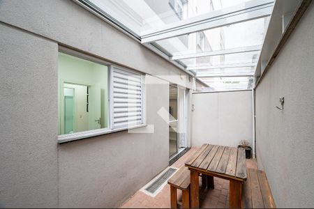 Quintal de apartamento à venda com 2 quartos, 45m² em Cidade Vargas, São Paulo