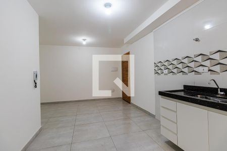 Sala / Cozinha de apartamento para alugar com 1 quarto, 28m² em Vila Carrão, São Paulo