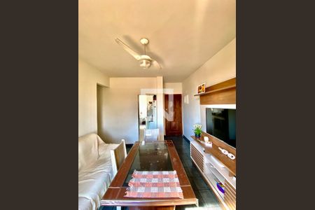 Sala de apartamento à venda com 3 quartos, 70m² em Del Castilho, Rio de Janeiro