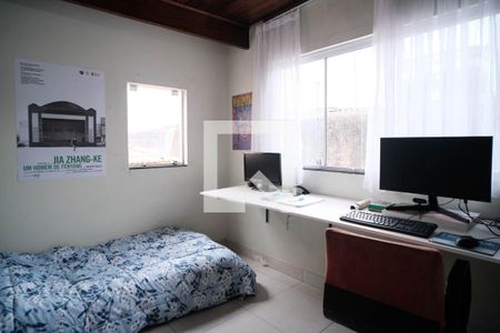 Casa à venda com 200m², 3 quartos e 3 vagasQuarto de Serviço