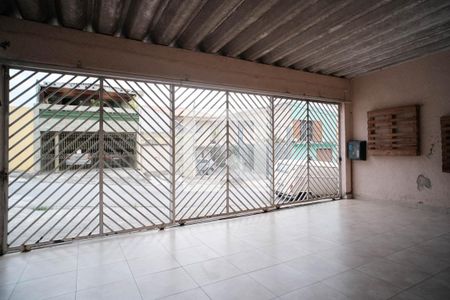 Casa à venda com 200m², 3 quartos e 3 vagasGaragem