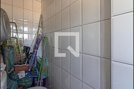 Apartamento à venda com 70m², 3 quartos e 1 vaga Apartamento à venda com 70m², 3 quartos e 1 vagabanheiro da área de serviço