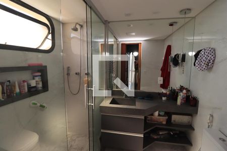 Apartamento à venda com 150m², 4 quartos e 3 vagasBanheiro da Suíte 3