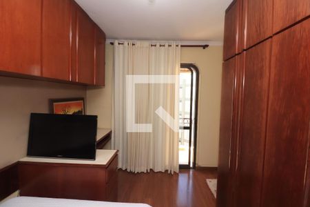 Apartamento à venda com 150m², 4 quartos e 3 vagasQuarto 2 - Suíte