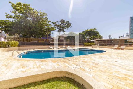 Apartamento para alugar com 85m², 2 quartos e 2 vagas Apartamento para alugar com 85m², 2 quartos e 2 vagasÁrea Comum Piscina