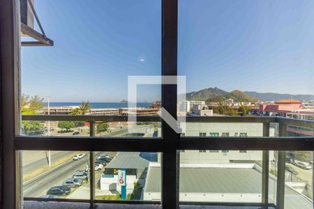 Apartamento para alugar com 85m², 2 quartos e 2 vagas Apartamento para alugar com 85m², 2 quartos e 2 vagasQuarto Varanda