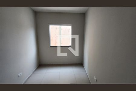 Casa à venda com 3 quartos, 72m² em Vila Vitorio Mazzei, São Paulo