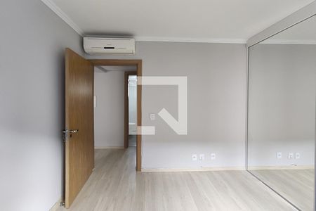 Quarto 1 de apartamento para alugar com 2 quartos, 64m² em Vila Nova, Novo Hamburgo