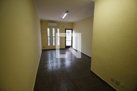 Sala de casa para alugar com 2 quartos, 82m² em Jardim Monte Alegre, Taboão da Serra