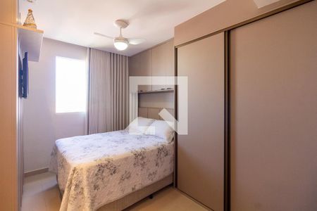 Quarto de apartamento à venda com 2 quartos, 58m² em Padroeira, Osasco