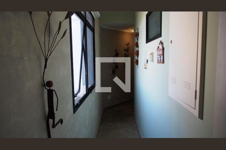 Apartamento à venda com 190m², 4 quartos e 2 vagasCorredor 