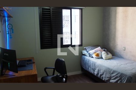 Apartamento à venda com 190m², 4 quartos e 2 vagasQuarto