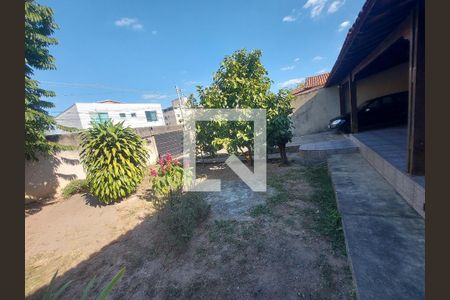 Casa à venda com 438m², 4 quartos e 3 vagasQuintal