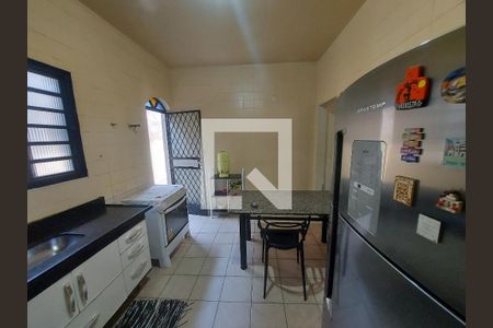 Casa à venda com 438m², 4 quartos e 3 vagasCozinha