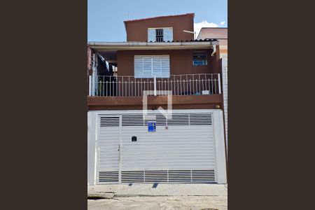 Casa para alugar com 80m², 2 quartos e sem vagaFachada