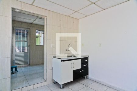 Sala/Cozinha de apartamento para alugar com 1 quarto, 80m² em Parque Peruche, São Paulo