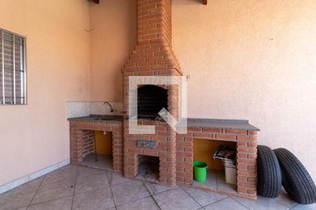 Casa à venda com 125m², 5 quartos e 2 vagasChurrasqueira