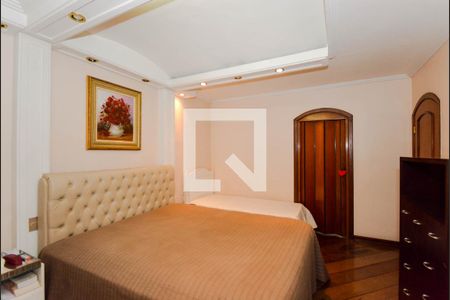 Casa à venda com 732m², 3 quartos e 6 vagas Casa à venda com 732m², 3 quartos e 6 vagasSuíte 2