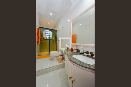 Casa à venda com 732m², 3 quartos e 6 vagas Casa à venda com 732m², 3 quartos e 6 vagasBanheiro da Suíte 3