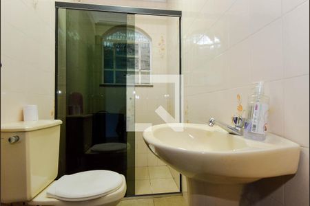 Casa à venda com 732m², 3 quartos e 6 vagas Casa à venda com 732m², 3 quartos e 6 vagasBanheiro de Serviço