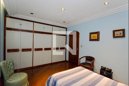 Casa à venda com 732m², 3 quartos e 6 vagas Casa à venda com 732m², 3 quartos e 6 vagasSuíte 1