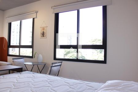 Studio para alugar com 24m², 1 quarto e sem vagaQuarto - Iluminação Natural