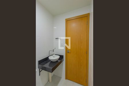 Apartamento para alugar com 52m², 2 quartos e 1 vaga Apartamento para alugar com 52m², 2 quartos e 1 vagaBanheiro