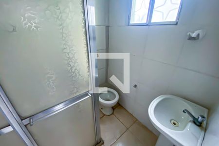 banheiro de casa para alugar com 1 quarto, 30m² em Taquara, Rio de Janeiro