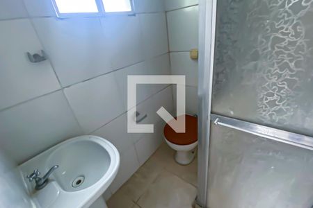 banheiro de casa para alugar com 1 quarto, 28m² em Taquara, Rio de Janeiro