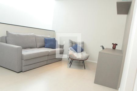 Casa de condomínio para alugar com 208m², 3 quartos e 2 vagasEscritório