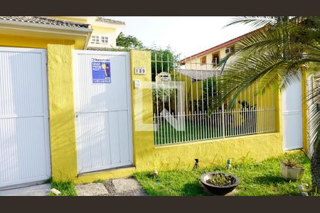 Fachada da Casa de casa de condomínio para alugar com 4 quartos, 200m² em Jacarepaguá, Rio de Janeiro