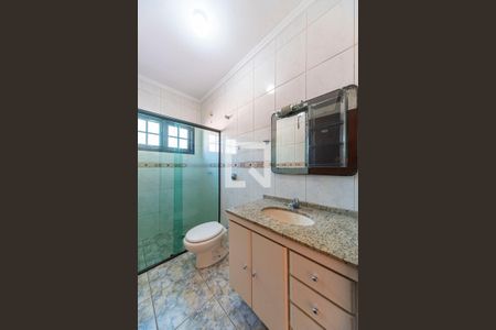 Casa à venda com 159m², 3 quartos e 4 vagas Casa à venda com 159m², 3 quartos e 4 vagasBanheiro do Quarto 1