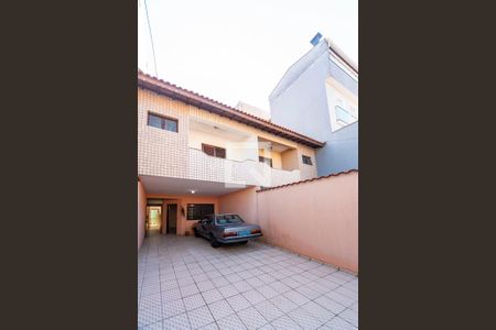 Casa à venda com 159m², 3 quartos e 4 vagas Casa à venda com 159m², 3 quartos e 4 vagasGaragem