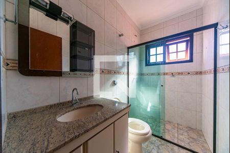 Casa à venda com 159m², 3 quartos e 4 vagas Casa à venda com 159m², 3 quartos e 4 vagasBanheiro Social